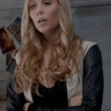 Bitten-TV-Series-Laura-Vandervoort-Leather-jacket-1.png